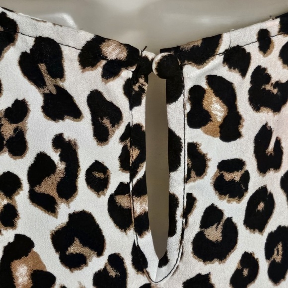 Womens E&M Animal Print Keyhole Back Sleeveless Leopard Jewel Neck Halter Top L - Picture 7 of 10